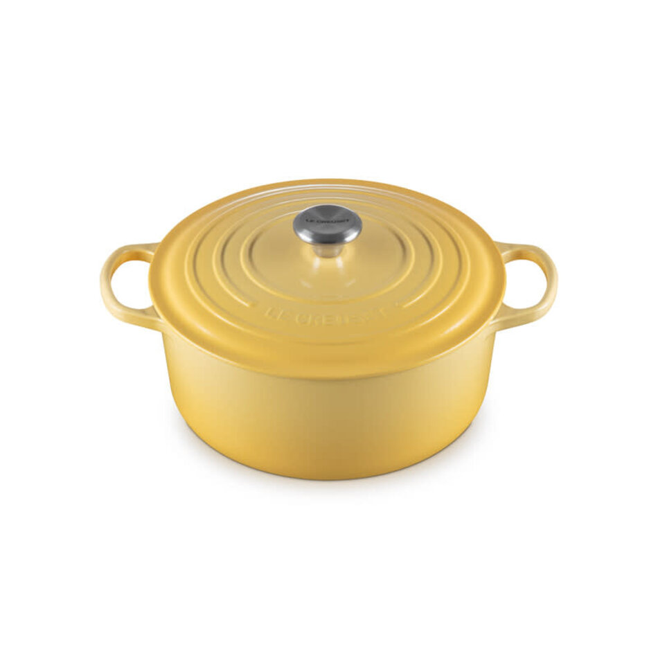 Le Creuset Le Creuset 6.7L/28cm Round French Oven Camomille