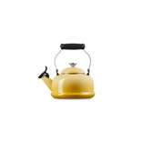 Le Creuset Le Creuset Classic Whistling Kettle Camomille