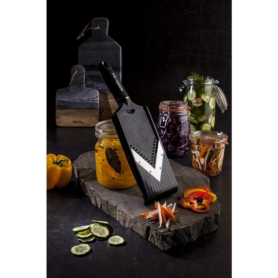 Microplane Microplane Mandoline, V Blade Adjustable Slicer