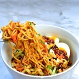 WHOA Extra Spicy Peanut Sauce, 270ml