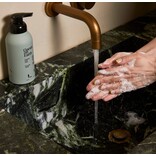 Guests on Earth Guests on Earth Hand Soap Bulk Refill, Citrus Oasis