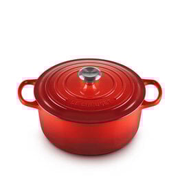 Le Creuset Le Creuset 5.3L/26cm Round French Oven Cerise
