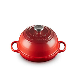 Le Creuset Le Creuset 24 cm Bread Oven Cerise Le Creuset Le Creuset 24 cm Bread Oven Cerise