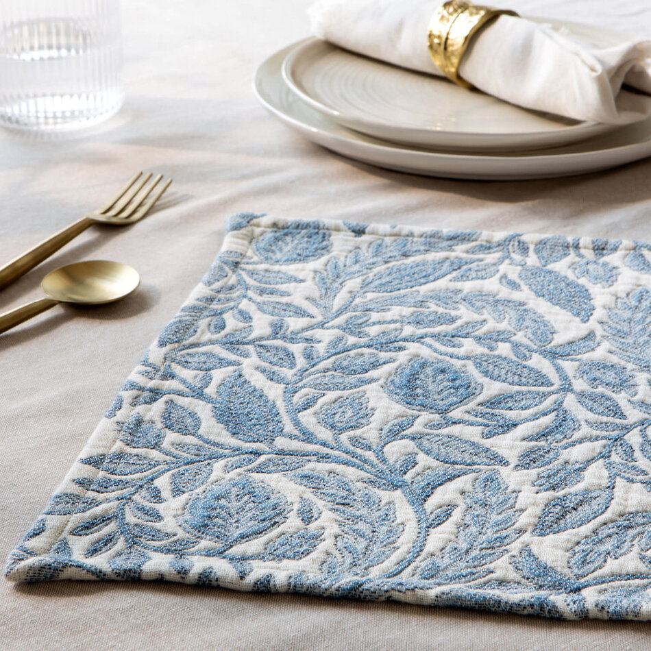 Danica Larkspur Topiary Placemat