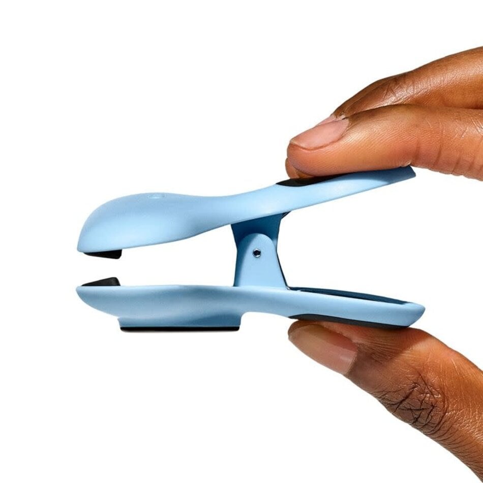 OXO Good Grips Heavy Duty Magnetic Clips, set of 4