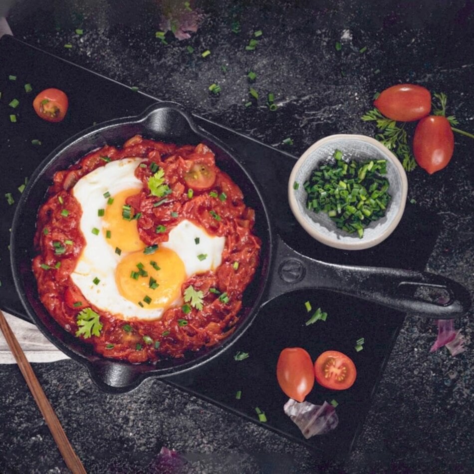 Victoria Cast Iron Skillet, 6.5"