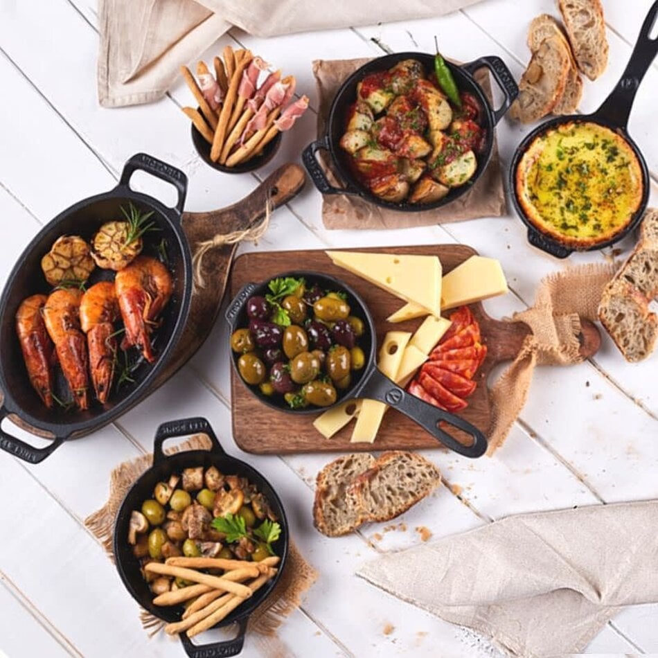 Victoria Cast Iron Mini Saucepan, 0.4L