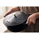 Staub Horse Cocotte, Black