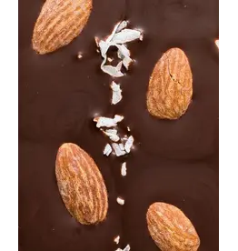 Dakama Dakama Trailblazer Cashew Mylk with Fruit and Nut