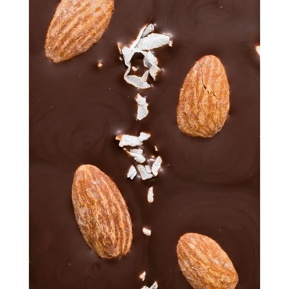 Dakama Dakama Trailblazer Cashew Mylk with Fruit and Nut