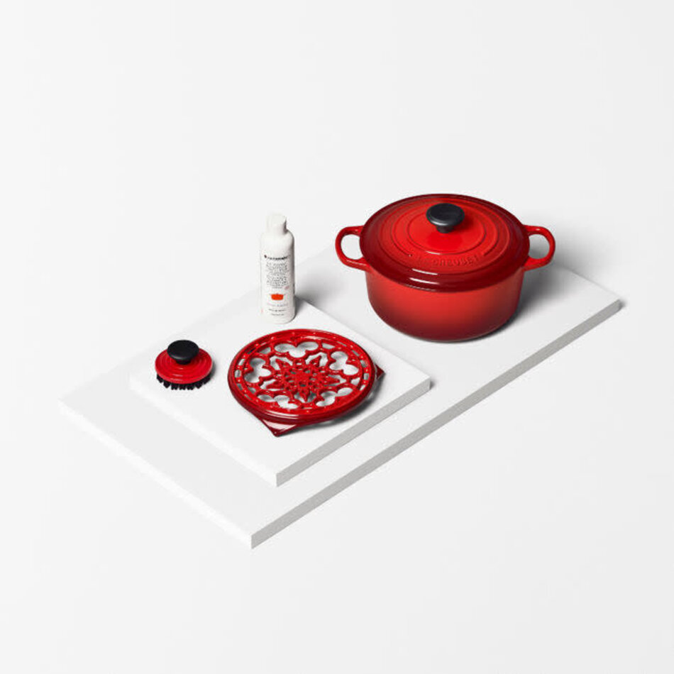 Le Creuset Le Creuset Deluxe Round Trivet, Blueberry