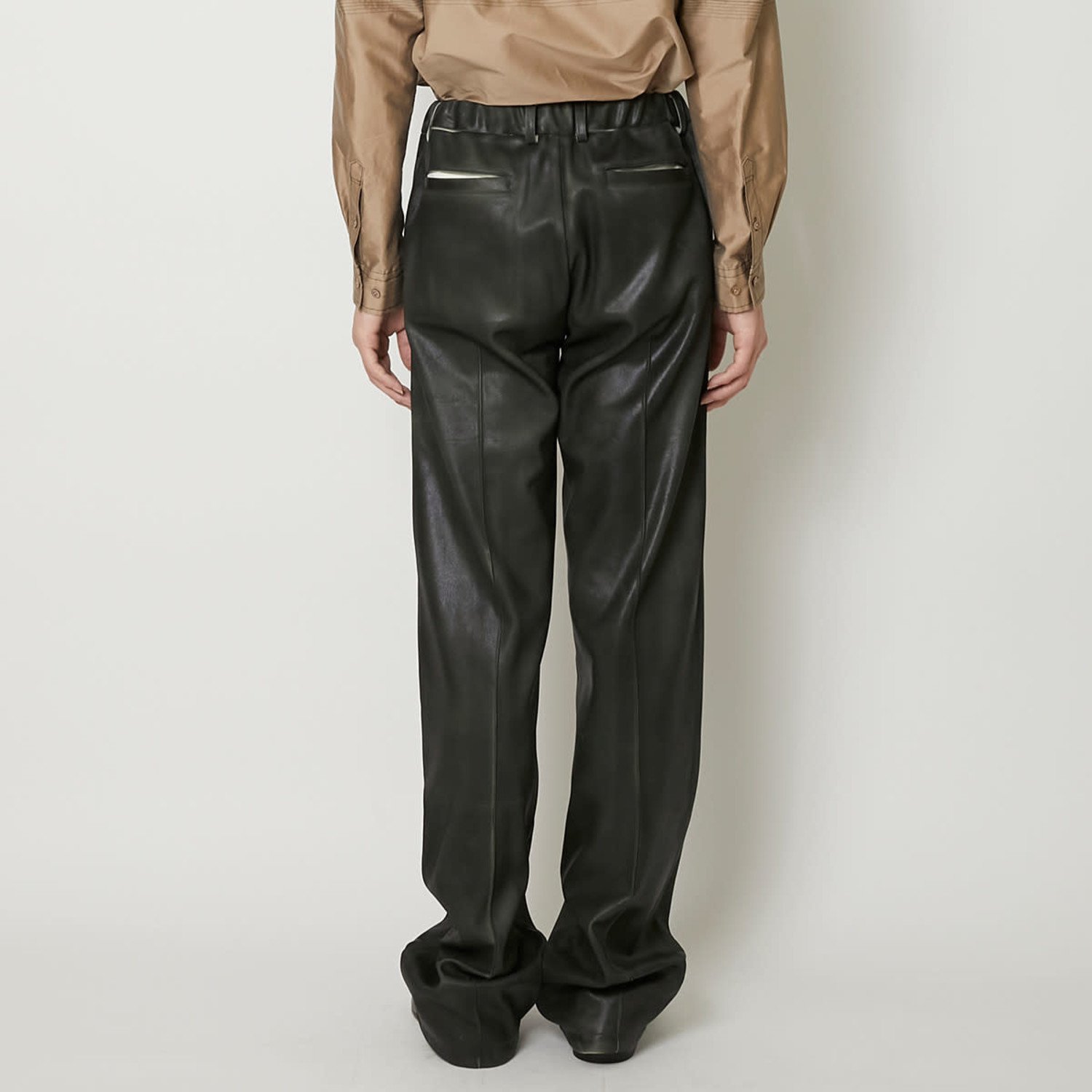 TAAKK LEATHER COATING JERSEY TRACK PANTS - パンツ