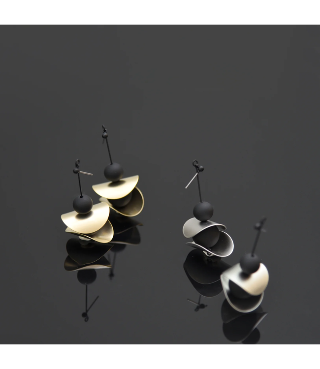 Pursuits Otto Earrings (black/gold)