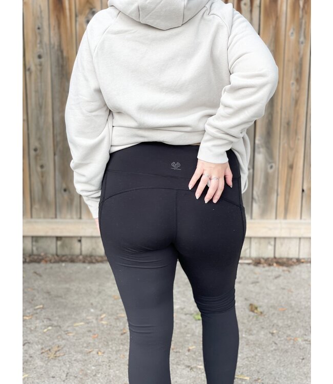 Vaparita Leggins w/ Pocket - Black