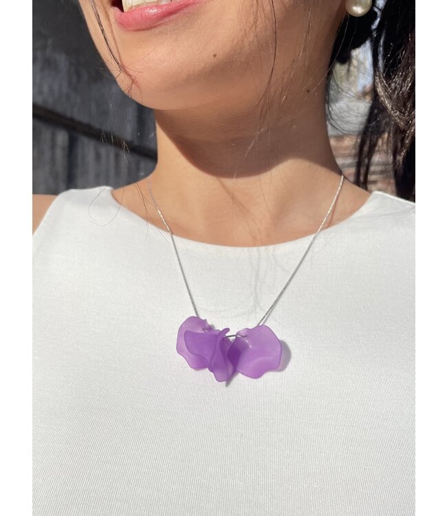 Osmose Large Flower Petal Necklace
