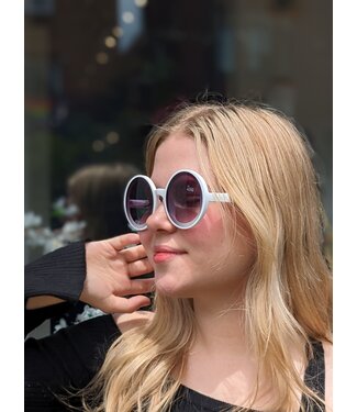Okkia Monica Circle Sunglasses - Optical White