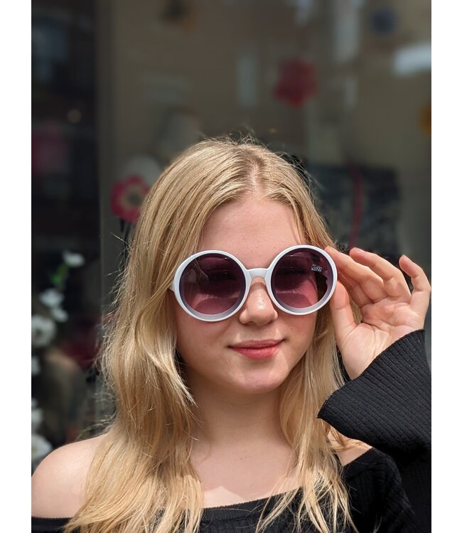 Okkia Monica Circle Sunglasses - Optical White