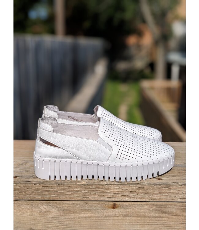 Django & Juliette Bartas Leather Slip On - White