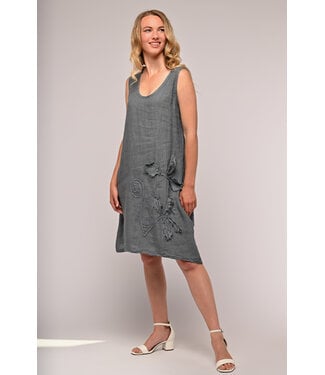 Sleeveless Linen Dress w/ Floral Applique - Topo