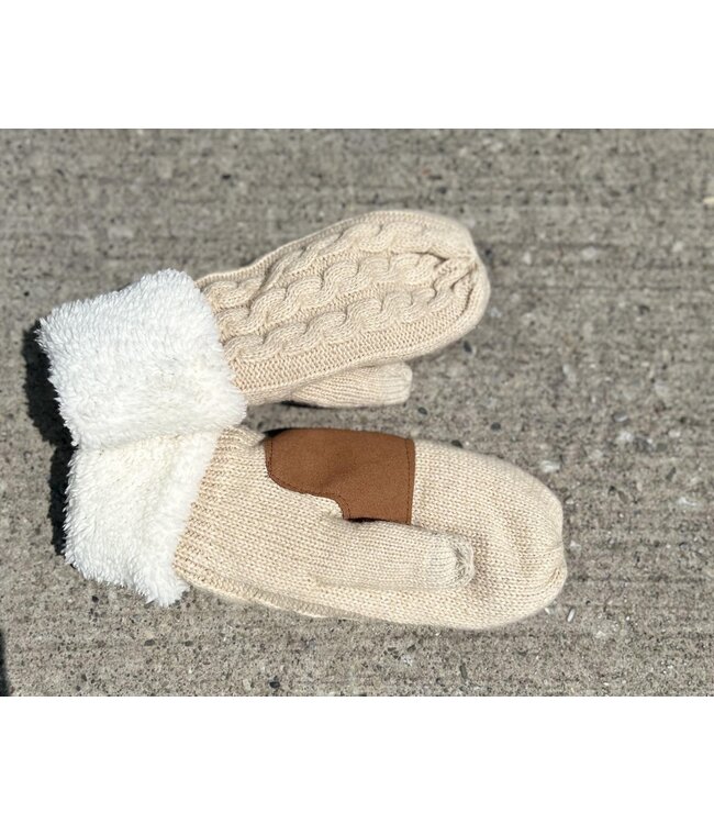 Lyla + Luxe Cable Knit Mittens w/ Fur - Oat