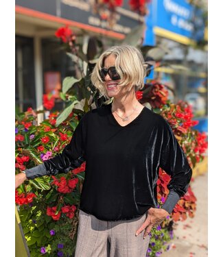 Angela Mara Crushed Velvet V-Neck Long Sleeve - Black