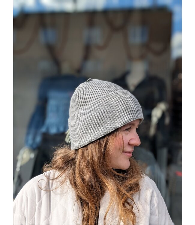 Wide Cuff Beanie - Grey