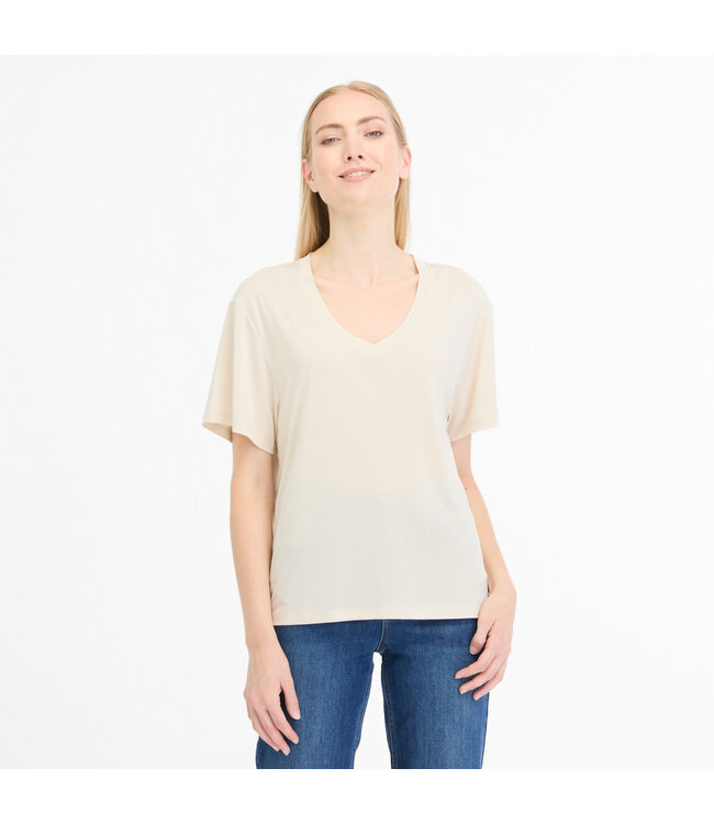Hazzel v-Neck Tee - Ecru