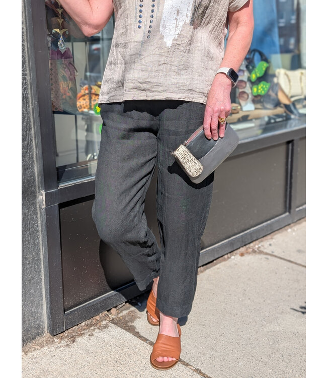 Pistache Linen Barrel Pants  - Black