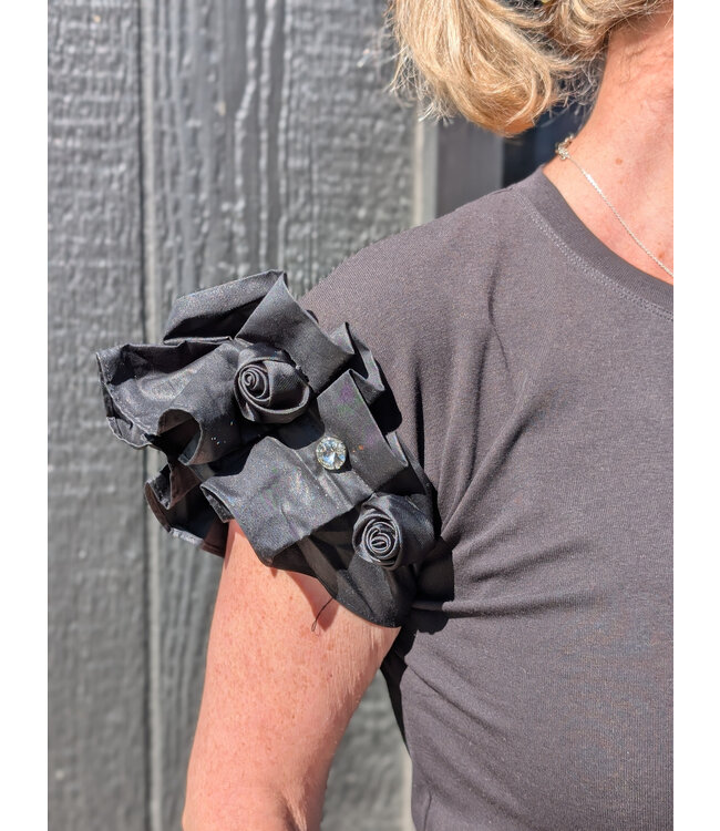 Astrid Ruffle Sleeve Top w/Roses & Diamond Applique - Black