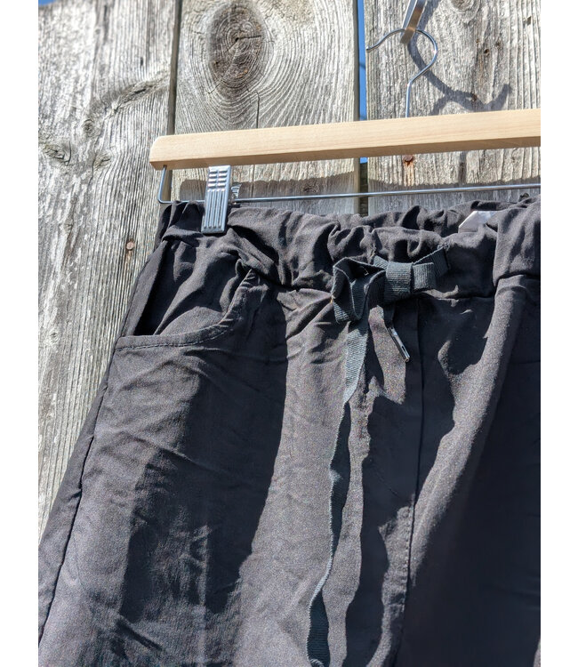 Crinkle Shorts - Black