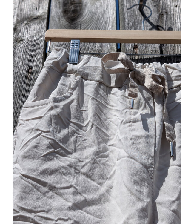 Crinkle Shorts - Sand