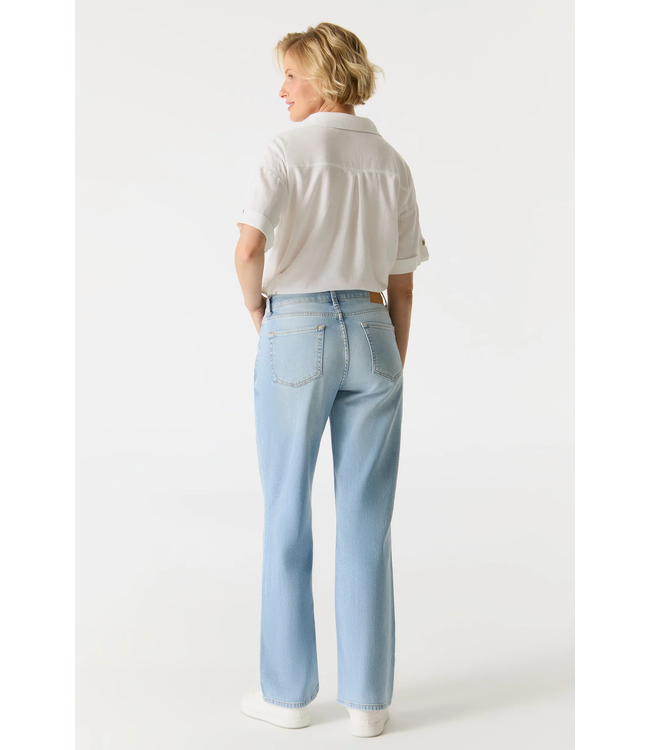 Cup of Joe Denim Nova Straight Leg Jeans - Light Wash