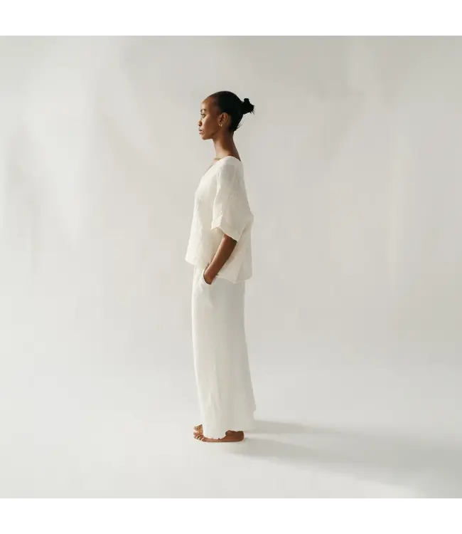 Pokoloko Crinkle V-Neck Top  - O/S