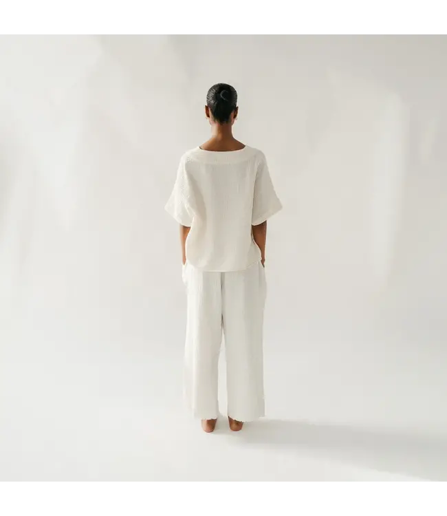 Pokoloko Crinkle V-Neck Top  - O/S