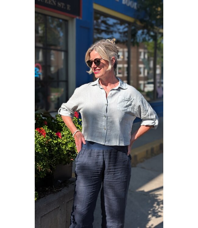 Astrid Cropped Button Down Shirt - Grey