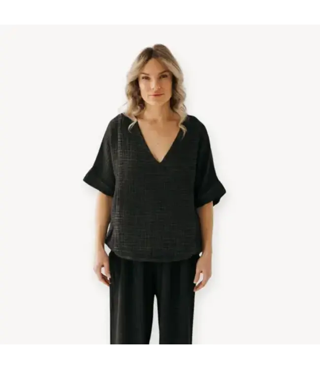 Pokoloko Crinkle V-Neck Top  - O/S