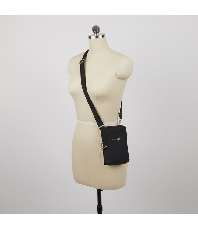 Baggallini Activity Crossbody - Black