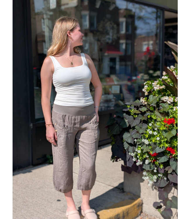 Linen Capri w/ Button Pocket - Fango