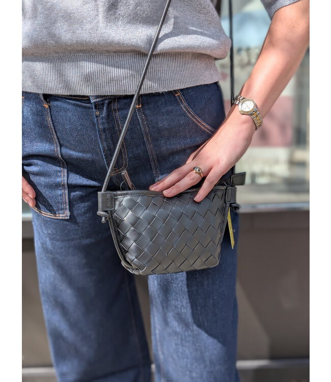 Small Woven Crossbody Purse - Black