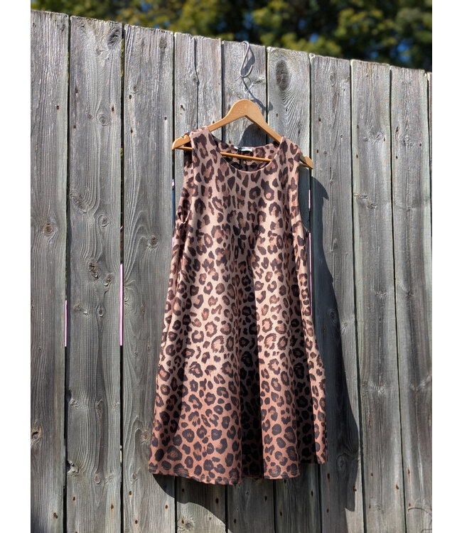 Angela Mara Leopard Print Sleeveless Dress - Camel