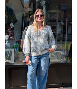 Apricot Tinsel Fleck V-Neck Fisherman Jumper - Grey