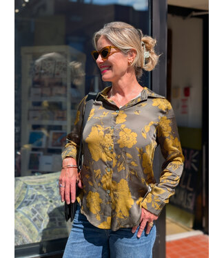 Astrid Floral Button-Up Blouse - Green Floral