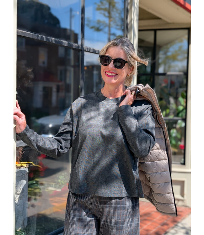 Fransa Relaxed Long Sleeve Top - Grey Pinstripe