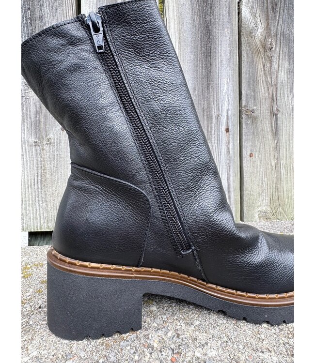 Bueno Nelly Leather Boot - Black