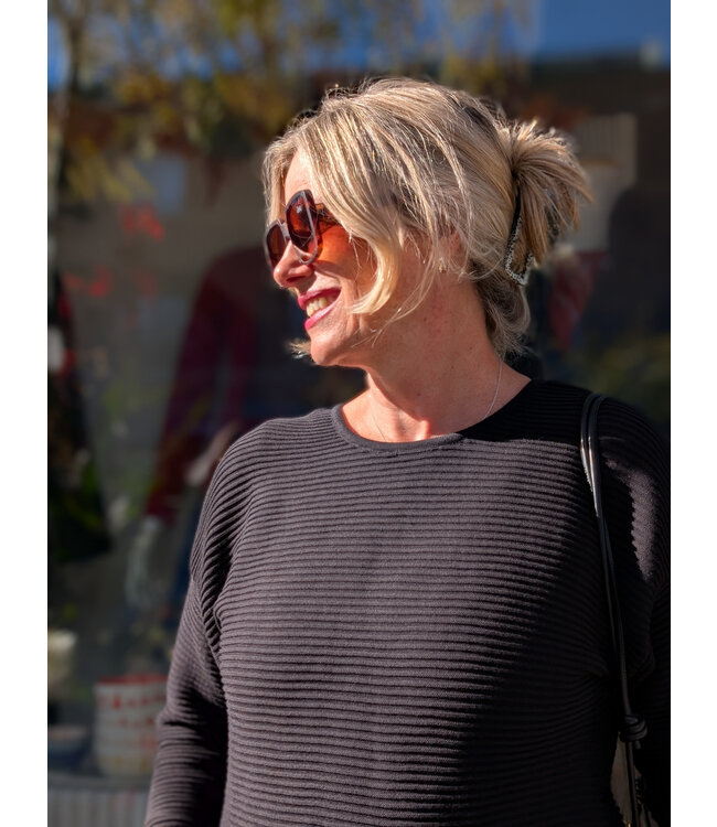 Orientique Vertical Rib Knit Sweater - Black