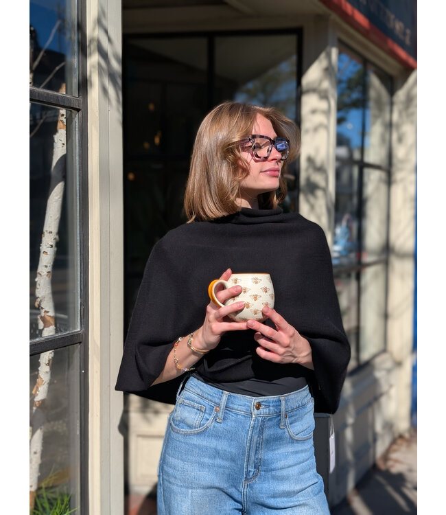 naif Carla Wool Poncho - Black