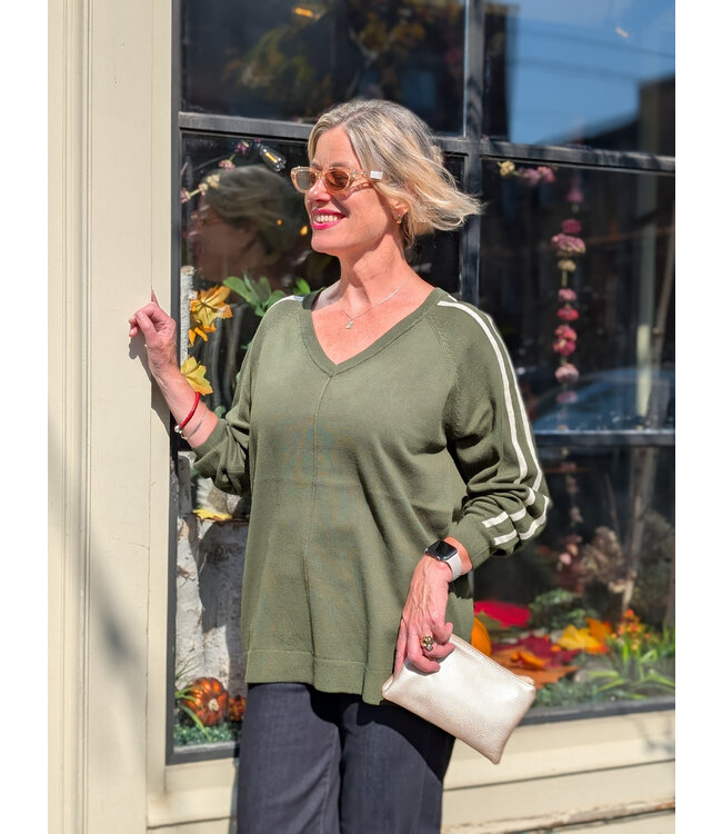 Cream CrAnva V-neck Pullover - Rifle Green