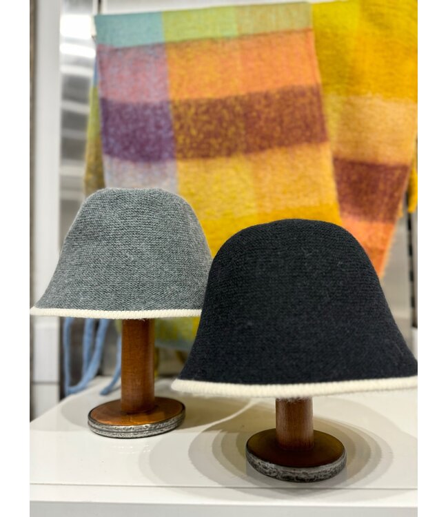 Knit Cloche Hat - Grey
