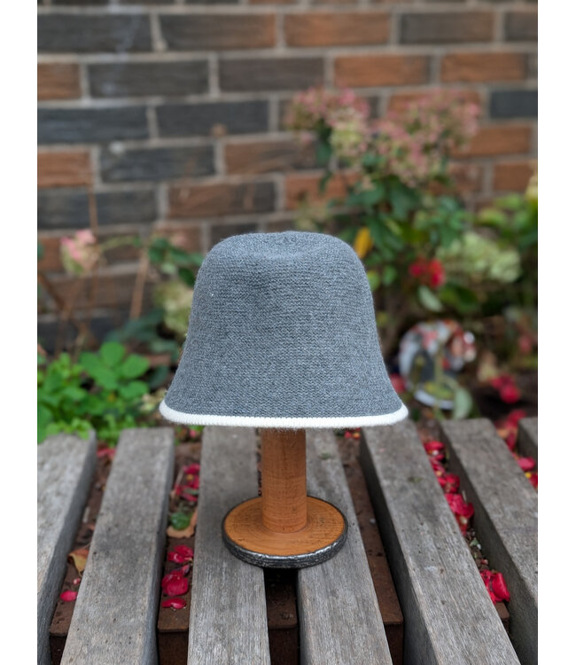Knit Cloche Hat - Grey