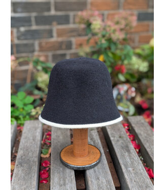 Knit Cloche Hat - Black